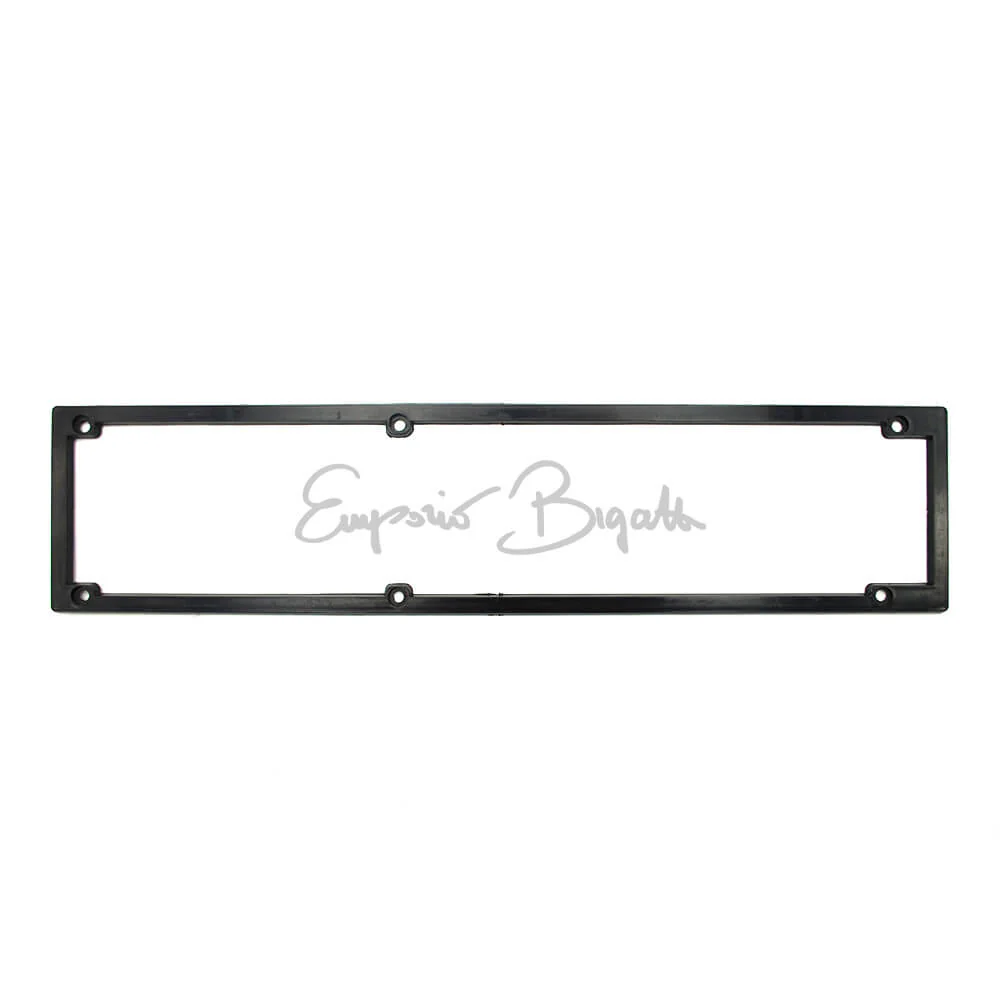 Cornice targa posteriore in plastica per targhe affiancate 6 fori dal 1976 al 1998 | Universale | - Image 2