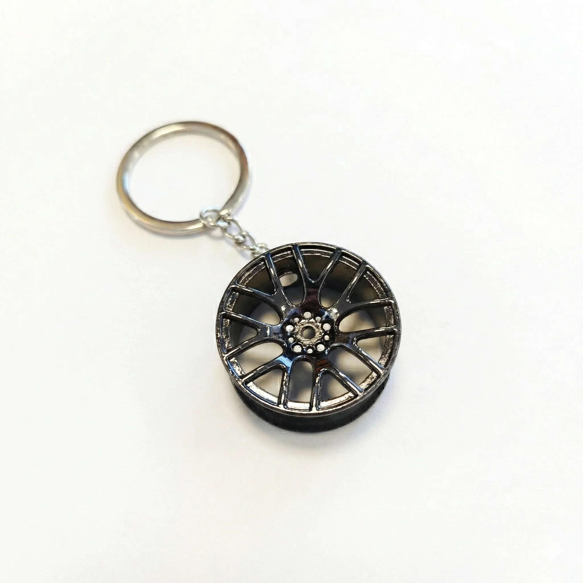 Portachiavi Cerchio Auto Nero Cromato | Multirazza | Gadget Tuning